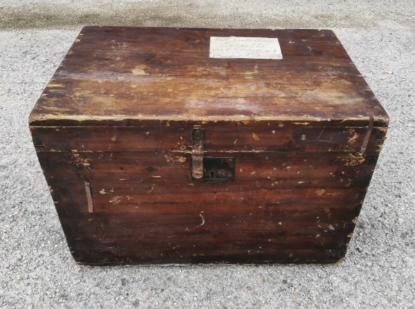 Baule da viaggio in legno di abete massello Italia  1920/1930