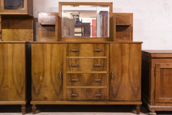 Credenza con specchiera con mensole a giorno, Italia 1940