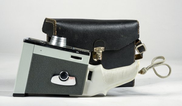 cinepresa Meopta vintege con custodia 