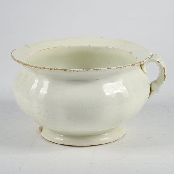 pitale in terracotta vaso da notte epoca 800 
