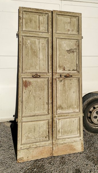 Portone porta due ante epoca 700 