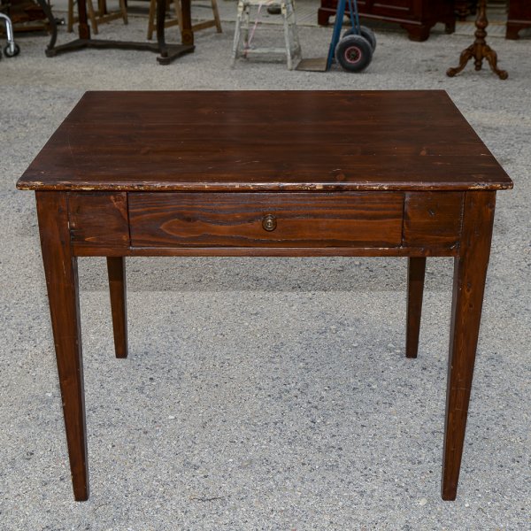 Tavolo rustico da campagna in legno di abete con cassetto  epoca 800 