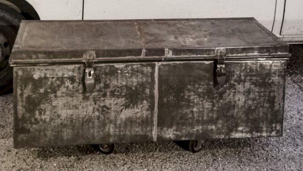 Baule in ferro  cassa conteiner da viaggio epoca fine 800