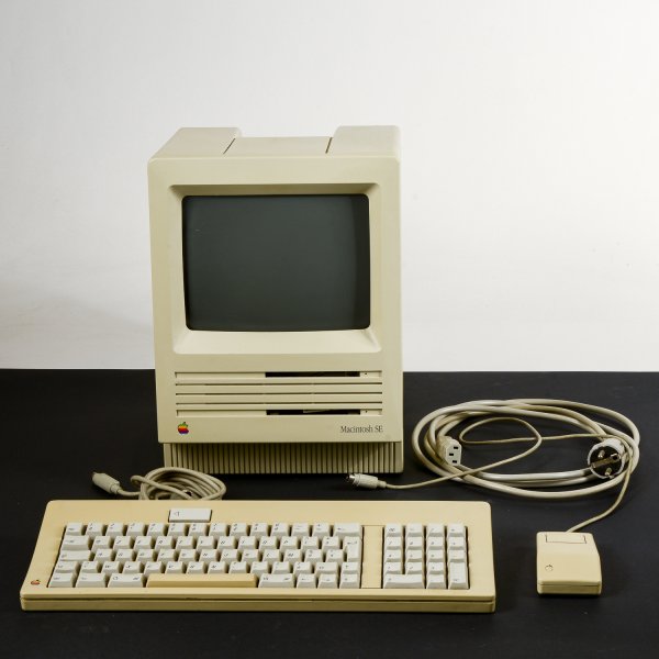 macintosh SE funzionante