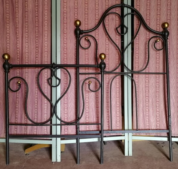 Letto in metallo dipinto epoca fine 1800