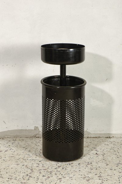 Posacenere Cribbio con caricatore di carta nero di Raul Barbieri & Giorgio Marianelli per Rexite, Italia, 1981