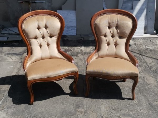 Coppia poltrone anni 80 velluto chiaro