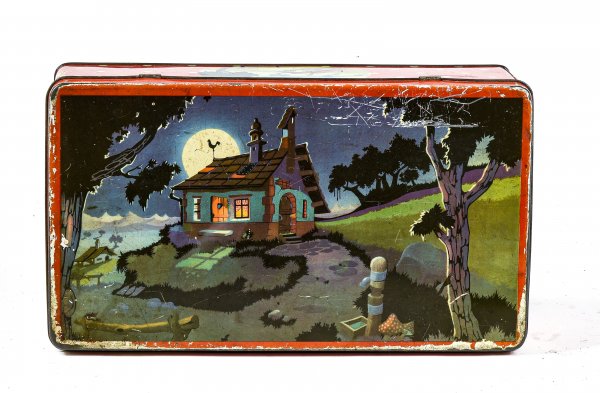 Scatola  di latta vintage in metallo con segni d'uso firmata lievito Bertolini 1950