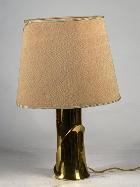 lampada da tavolo base in metallo ottone dorato e kappa con movimento atribuita a Luciano Frigerio