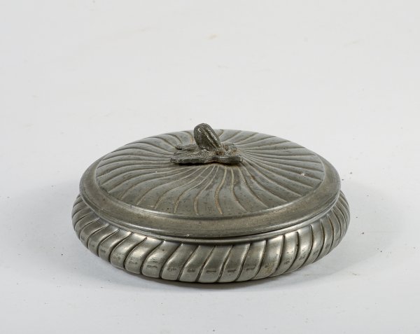 scatolina scatola in peltro manico con ghianda