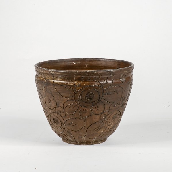 Vaso cash pot in terracotta con decori floreali epoca 1950 .