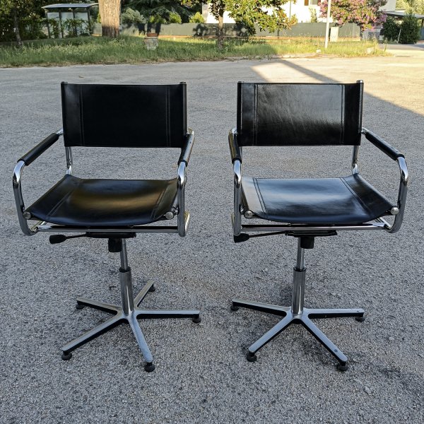 Set 2 poltrone sedie da studio  stile Mart Stam cuoio acciaio anni 80
