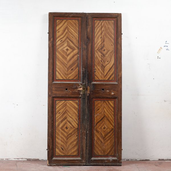 porta due ante finto legno laccata fronte e retro da interno