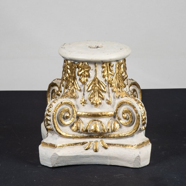 base capitello di colonna rovesciata in terracotta