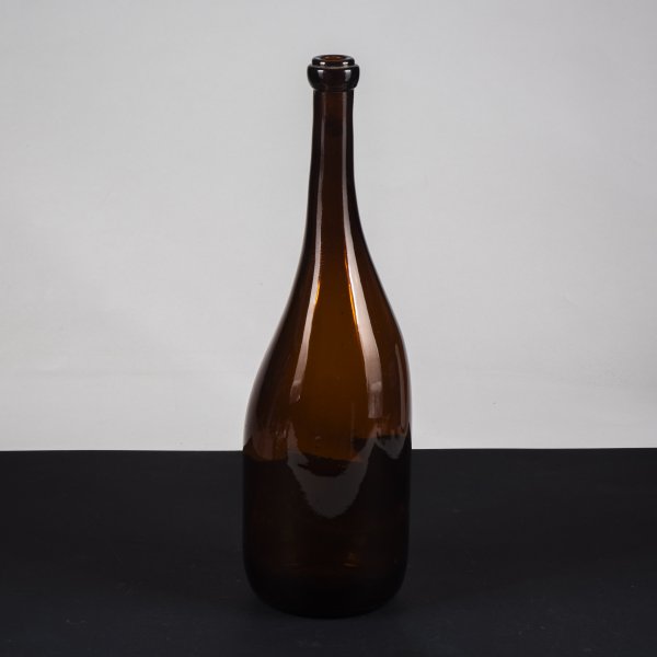 bottiglia vetro lavorata a mano epoca 800