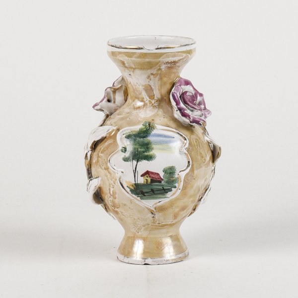 Vaso in ceramica con decori floreali smalto a lustro inizio XX secolo