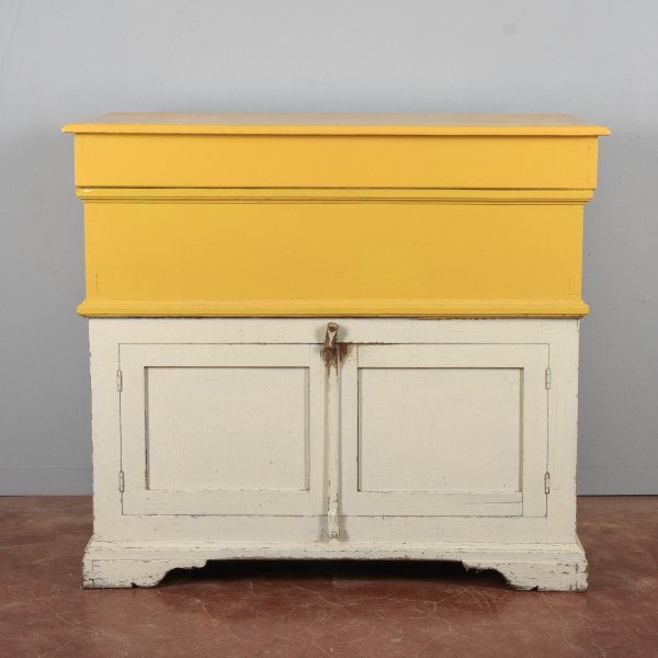 Madia credenza epoca fine XIX secolo in abete bicolore